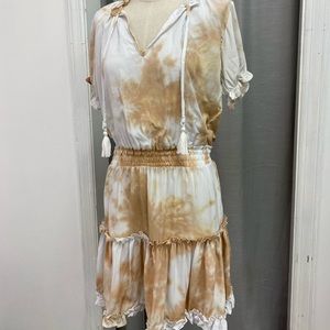 This tan & white tie dye dress is the perfect lightweight summer dress!!